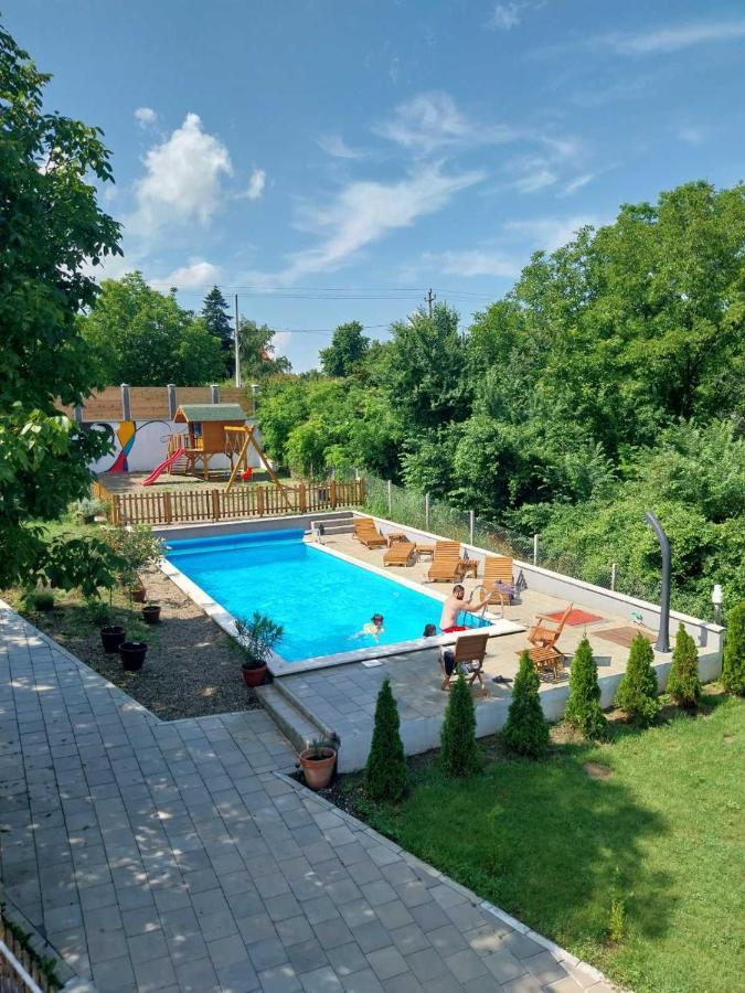 Vila Kraljev Breg Fruska Gora Cortanovci Exterior photo